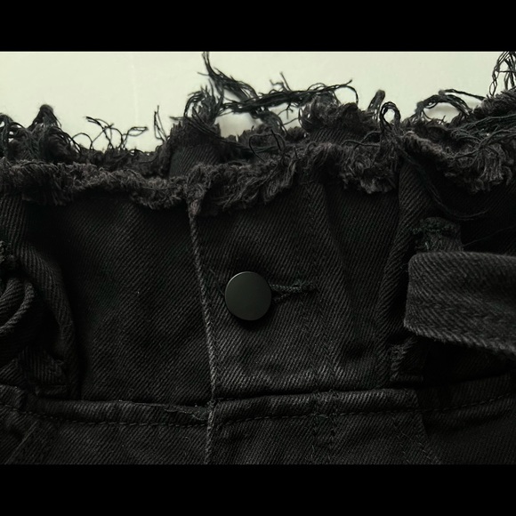 24Colours high waisted shorts - Picture 3 of 3